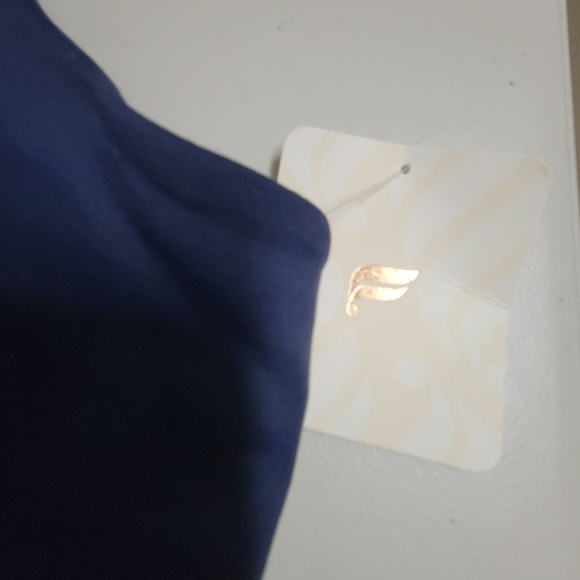 Fabletics NWT Oasis Twist Medium Impact Sports Bra Size 2X. - Picture 7 of 12